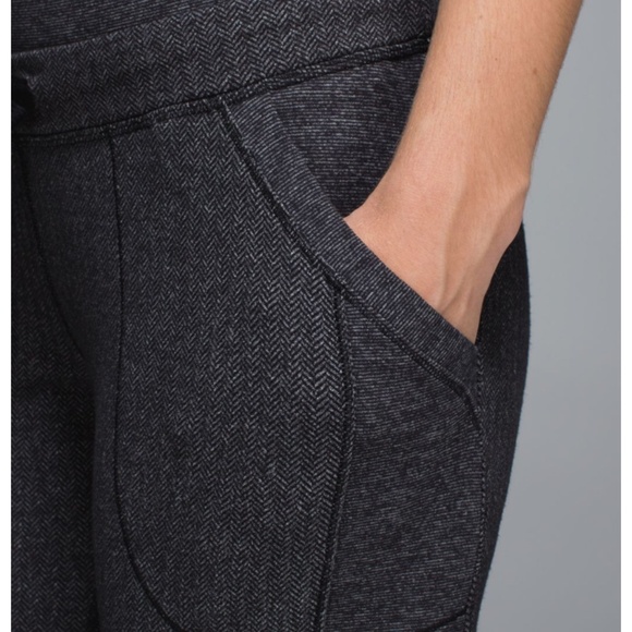 Lululemon Base Runner Pant Heathered Herringbone Heathered Black Black - Picture 5 of 13